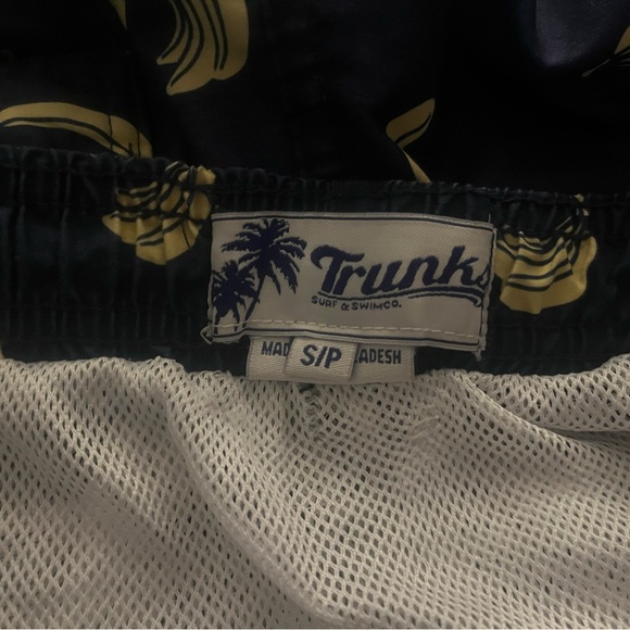 Men’s Trunks brand swim trunks - Picture 3 of 3